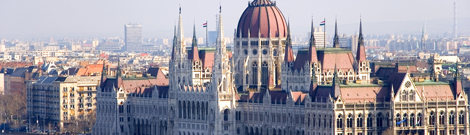 macaristanda üniversite