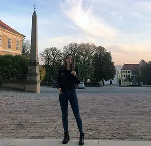 Dilara Güvenç – Pécs Üniversitesi Tıp