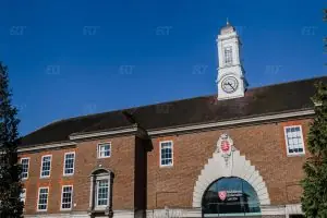Middlesex Üniversitesi