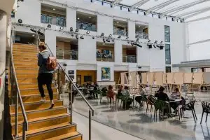 Middlesex Üniversitesi