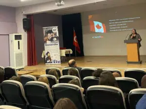 ELT Sakarya’dan Mefkûre Okullarında “Yurtdışında Üniversite” Semineri