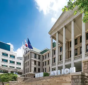 Hanyang University