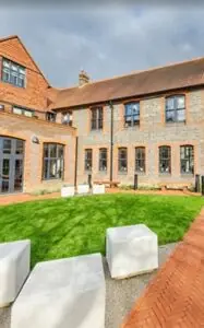 Leighton Park School