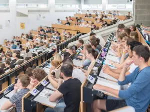 ELT ile Almanya’da Üniversite Hayalini Gerçekleştir: Egemen’in Başarısı
