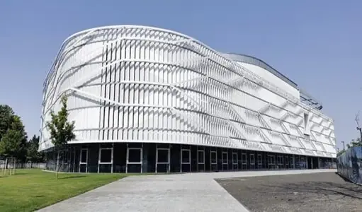 John von Neumann Üniversitesi