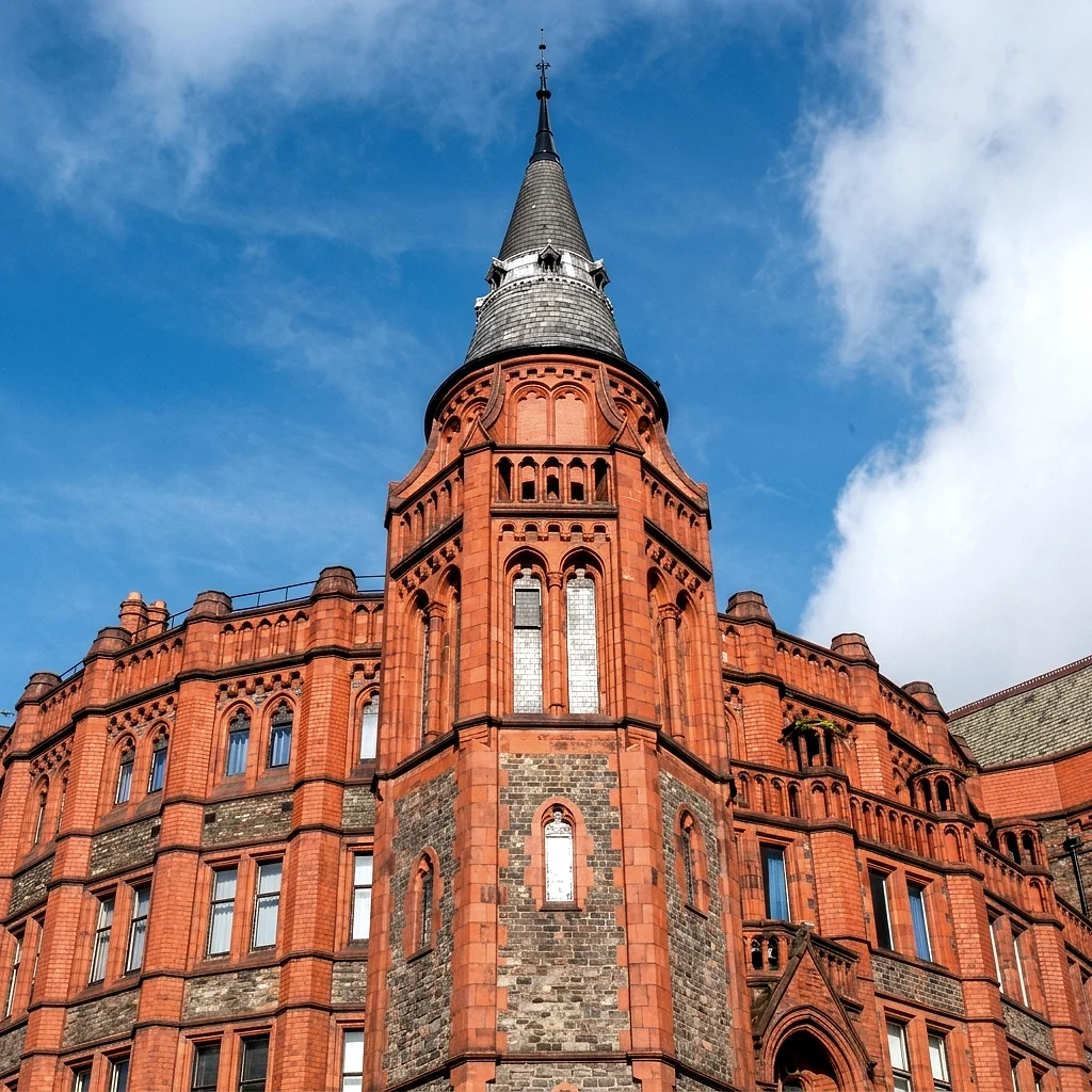 Liverpool Üniversitesi