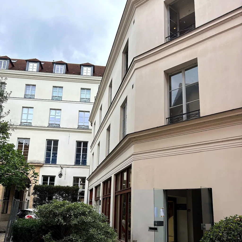Murat K. – Bayswater Paris