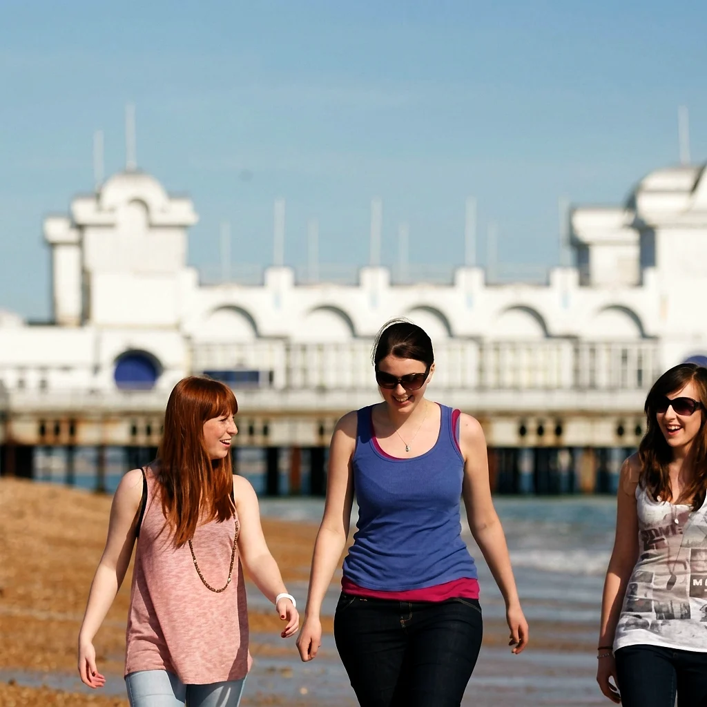Portsmouth Dil Okulları