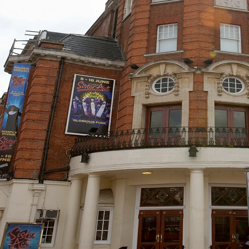 Wimbledon School of English