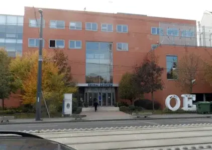 Obuda Üniversitesi